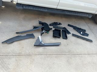 Vehicle Parts Image #1